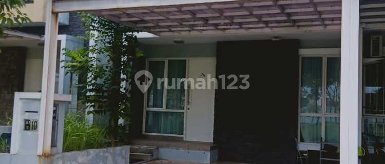 Minimalist House in Neo Vasana Cluster, Harapan Indah, Bekasi 1