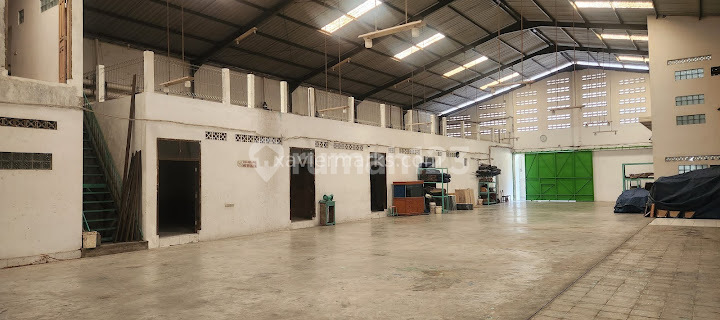 GUDANG LUAS 3000M2 GENUK SEMARANG ADA RUANG KANTOR,MESS,POSSATPAM 1