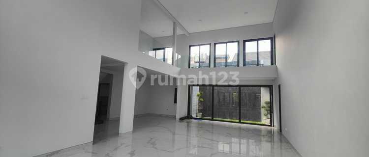 RUMAH 2 LANTAI PERUM CANDI GOLF SEMARANG 1