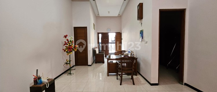Two-Story House in East Semarang 1