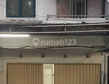 DISEWAKAN RUKO EX SALON 2 LANTAI DI TLOGOSARI SEMARANG 1