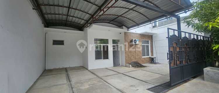 RUMAH 1,5 LANTAI DEKAT MALL THE PARK SEMARANG 1
