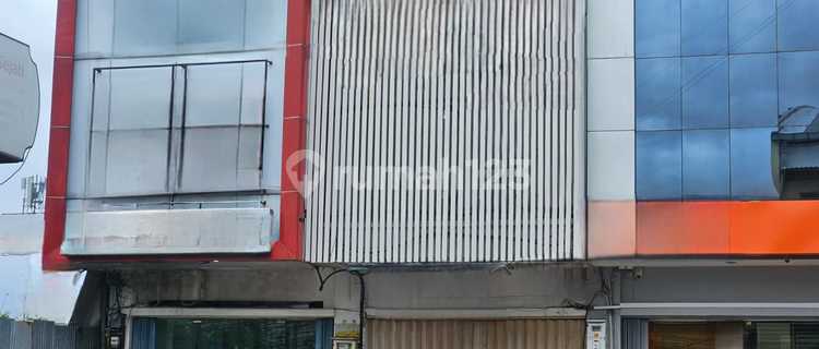 Disewakan Ruko dengan Area Parkir Super Luas Daerah Majapahit Semarang 1