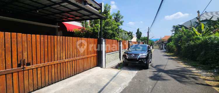 Rumah 2 Lantai dengan Swimming Pool di Semarang Atas 1