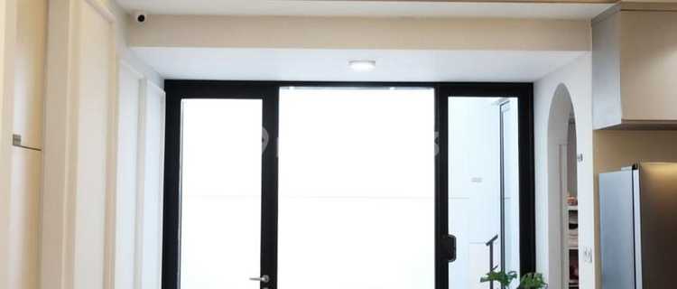 DIJUAL RUMAH CANTIK FURNISHED DI CITRASUN SEMARANG 1