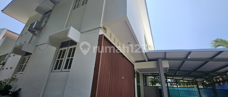 MANY ROOM HOUSE DOWNTOWN SEMARANG 1