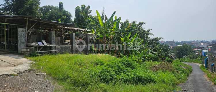 LAND FOR SALE WITH BONUS HOUSE BUILDING IN MANYARAN, SEMARANG 1