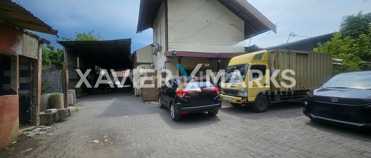 HOUSE FOR BUSINESS BY MAJAPAHIT HIGHWAY 1