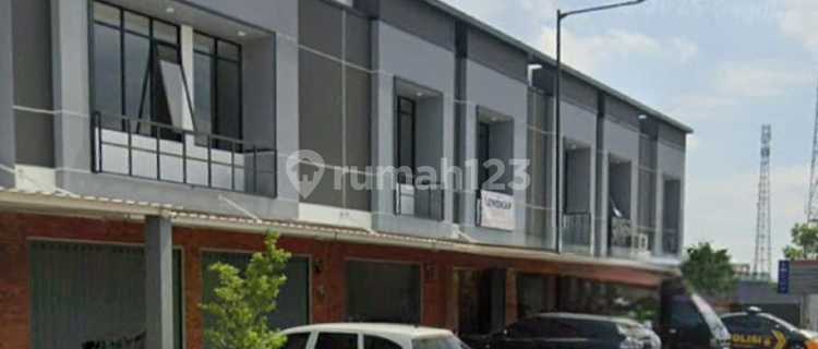 Ruko dengan Parkir Luas di Bsb Mijen Semarang 1