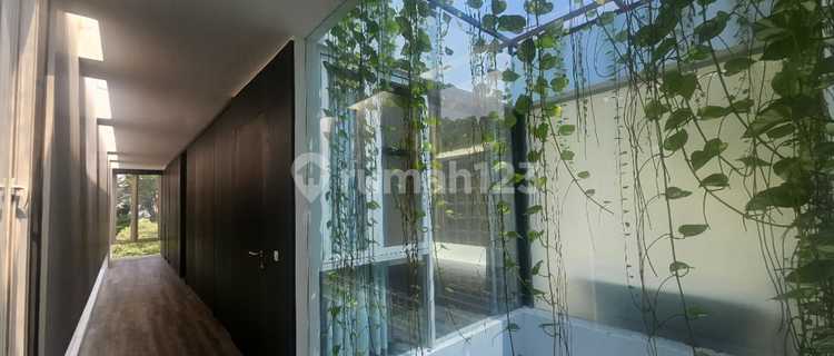 DIJUAL RUMAH MEWAH CLUSTER ELIT 3,5 LANTAI DI SEMARANG ATAS 1