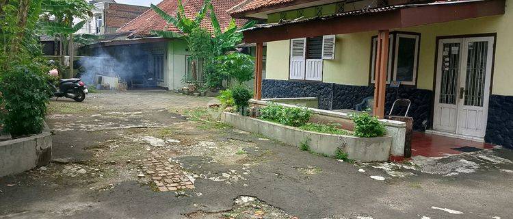 Disewakan Rumah Tua Pinggir Jalan Ramai Raya Otista Jaktim Jakarta Timur Dekat Kampung Melayu Cawang Tebet Manggarai Cipinang Bidara Cina Jatinegara 1