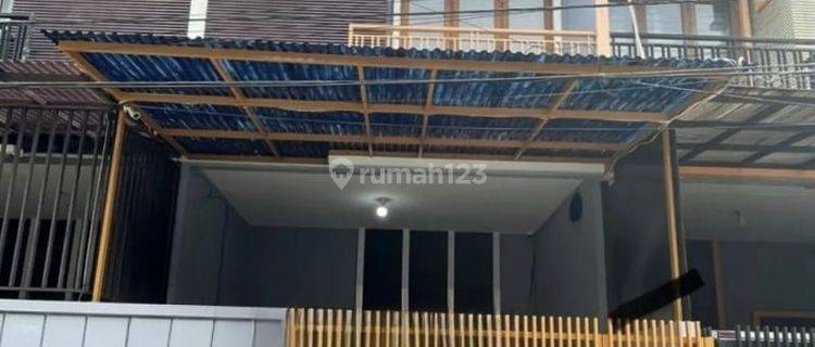 Rumah Siap Huni di Kavling Polri, Jelambar, Jakarta Barat 1