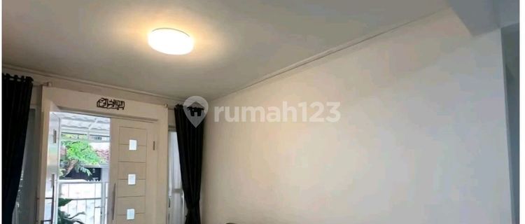 Ready-to-Occupy House in Pondok Kelapa, Duren Sawit, East Jakarta 1