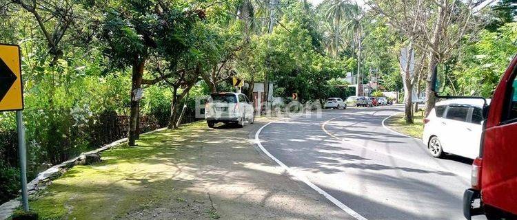 Tanah Istimewa di Nol Jl. Raya Senggigi samping hotel Svarga Resort 1