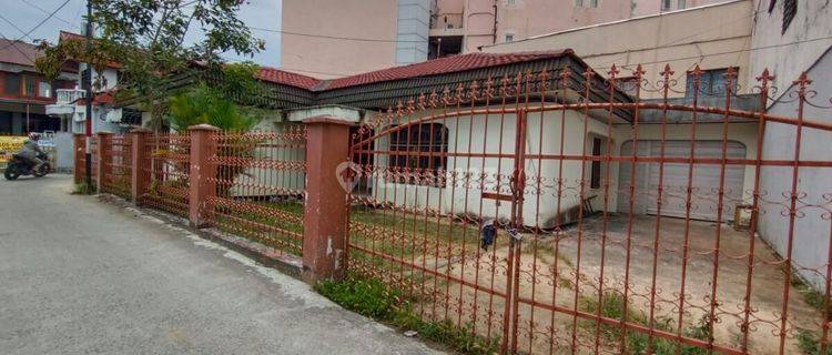 DIJUAL RUMAH di JL. SUDIRMAN – HM 1