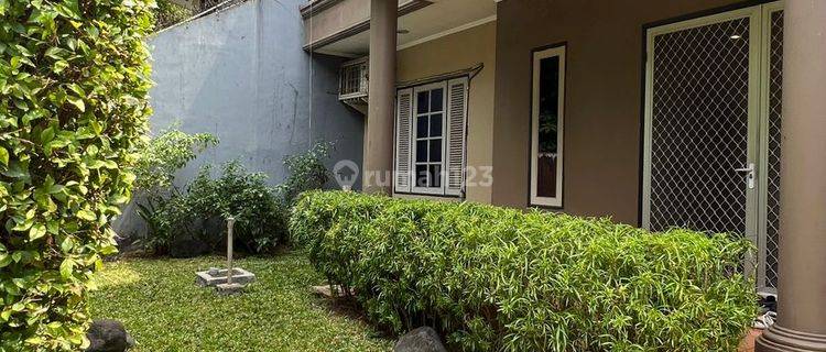 Dijual Rumah Bagus Dan Terawat di Giri Loka  1