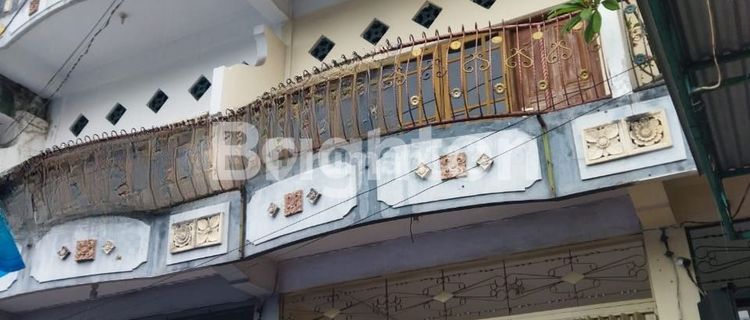 Attached Shophouse Suitable for Office or Business in Amlapura 1