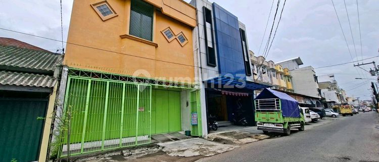 Shop House Strategic Location in Keprabon Trade Area Solo 1