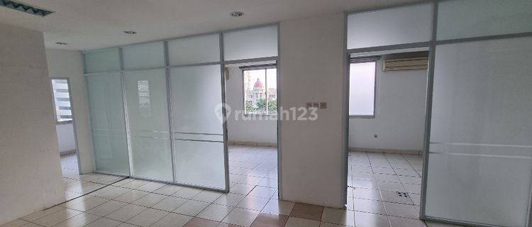 Disewa Ruko Hook di Gsa Central Park, Lt. 109 M2, Lb.+ 358.28 M2, Podomoro City, Lantai 2 Sd 4 1