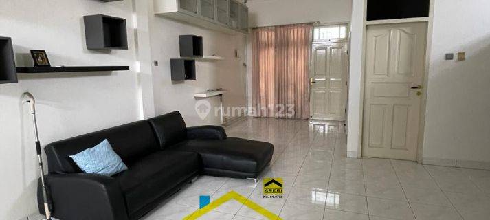 Dijual Turun Harga Rumah Bagus di Taman Permata Indah, Lt.6x16, Lb + 200 M2, Kt.3+1, 2 Lantai, Jakarta Utara 1