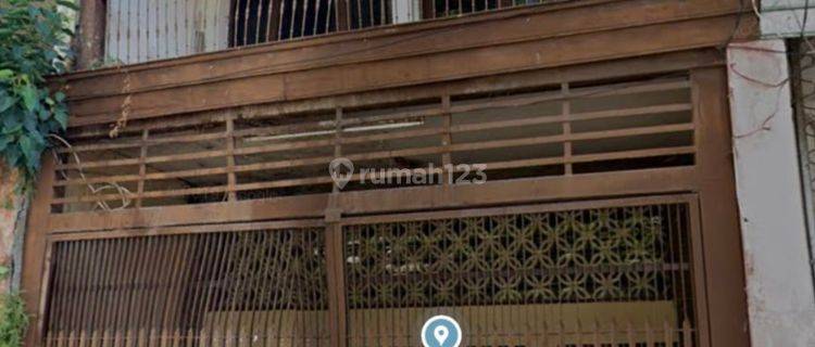 Jual Cepat Rumah Tinggal Dan Usaha. 2,5 Lantai.  1