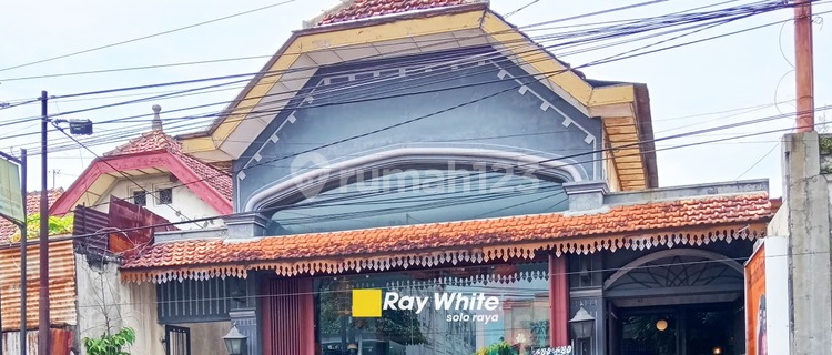 For Sale Shop House on Dr. Radjiman Street, Laweyan 1