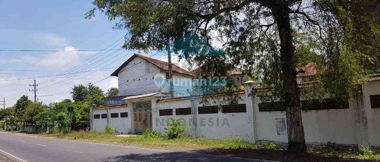 rumah usaha ex selep Raya Blambangan Banyuwangi 1