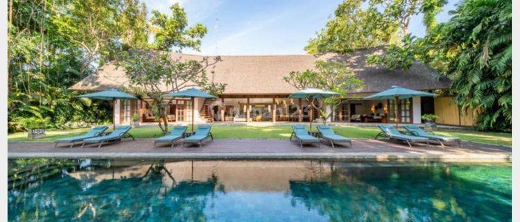 Dijual Villa di Canggu 7 BR 28are luxury tropical jungle 1