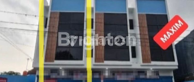 RUKO SIAP PAKAI!!! LOKASI JUARA!! SOLO AREA RAMAI.. NO BANJIR!!! COCOK UTK KULINER DAN USAHA APA AJA!! DEPAN SMP KALAM KUDUS SOLO 1