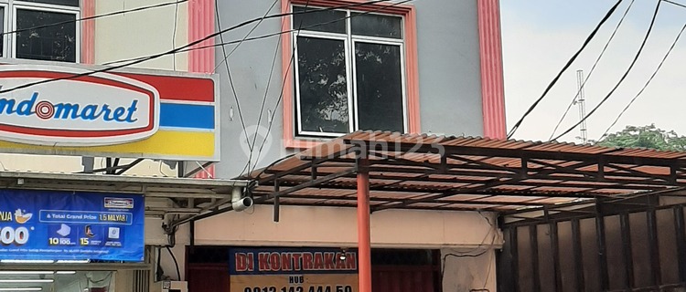 For Rent 3.5-Story Shop House Size 9x4 mtr, Strategic Location on Jl Raya Bogor, Very Busy Area 1
