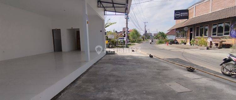 For Rent 1 floor Shophouse or Office in Pererenan 1