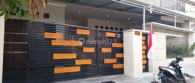 Rumah Mewah Bagus Full Furnish di Solo Kota  1