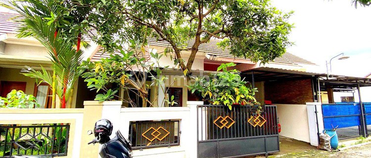 Rumah Cantik Siap Huni Dekat Exit Tol Solo 1