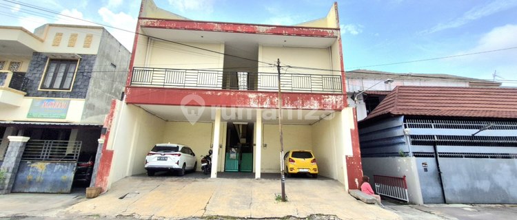 Strategic 2-Story Middle Floor Room in Solo City at Jayengan 1