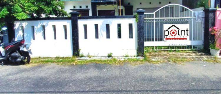 Rumah Bagus Dekat Ke Bandara Adi Sumarmo 1