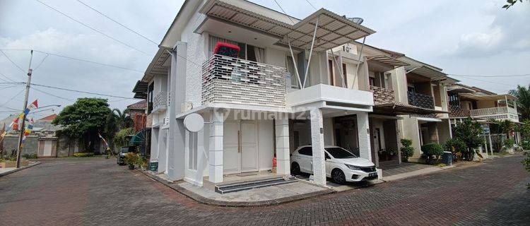 Rumah Mewah Hook Nyaman Lingkungan Cluster Elite One Gate System  1