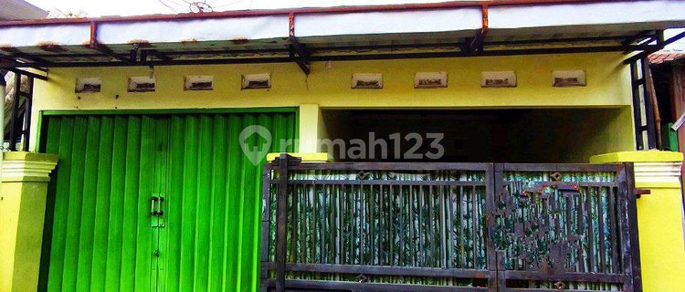 Rumah Cantik di Perumahan Dekat Pintu Tol 1