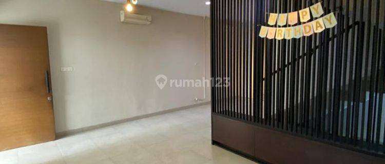 Dijual Rumah Tomang Baru Renov 1