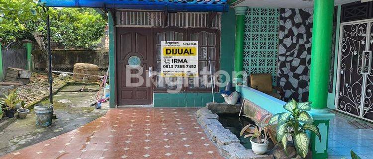 rumah plus kosan 10 pintu dipusat kota, sangat strategis, bebas banjir. 1