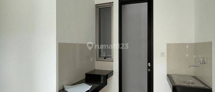 Disewakan  Rumah Semi Furnished Baru di Cluster Nashville PIK2, Pantai Indah Kapuk 2 1