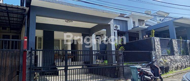 RUMAH  2LT DI  PERUMAHAN BORNEO PARADISO, BALIKPAPAN 1