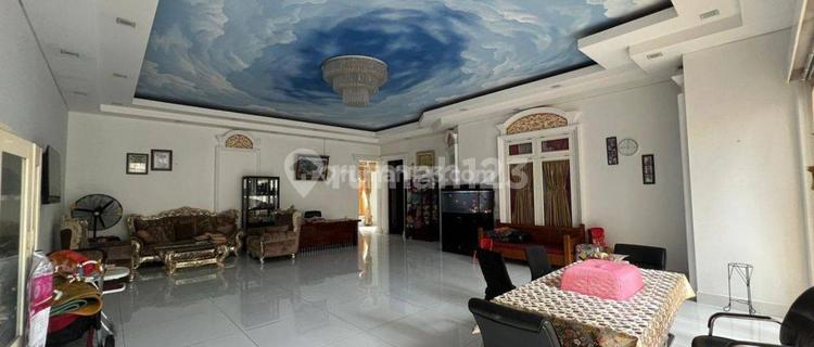 Dijual rumah mewah harga bersahabat di Duren Sawit, Jakarta Timur 1