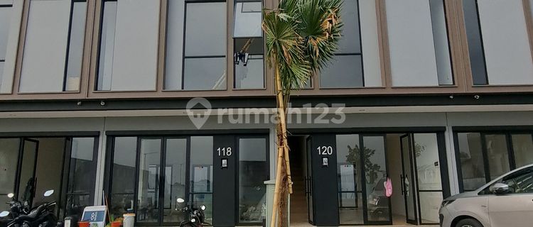 For Rent: 3-Story Shophouse, Ideal for Business, Highly Strategic Location in Ring 1 Business Park Serpong, Just 5 Minutes to UMN Mall, SMS Gading Serpong, Tangerang 1