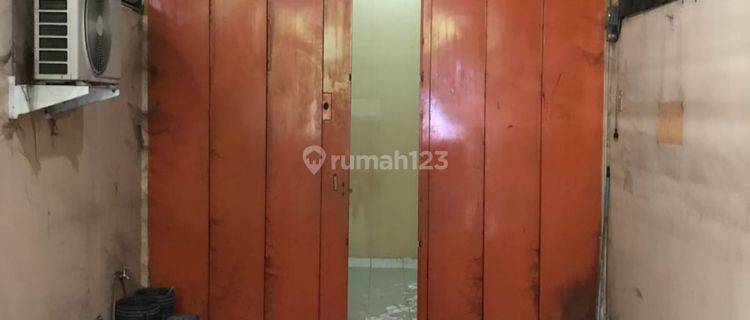 Dijual Ruko 3 Lantai Siap Huni Jl Budi Kemasyarakatan Brayan 1