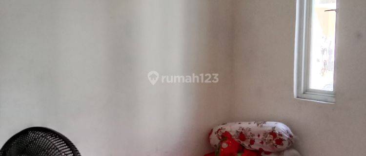 Dijual Rumah di Komplek Menteng raya 2.5 lantai siap huni hadap barat 1