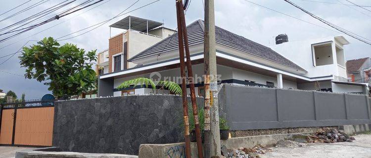 Di Jual Rumah Mewah Siap huni Full Furnished di Tarogong Kota Garut 1