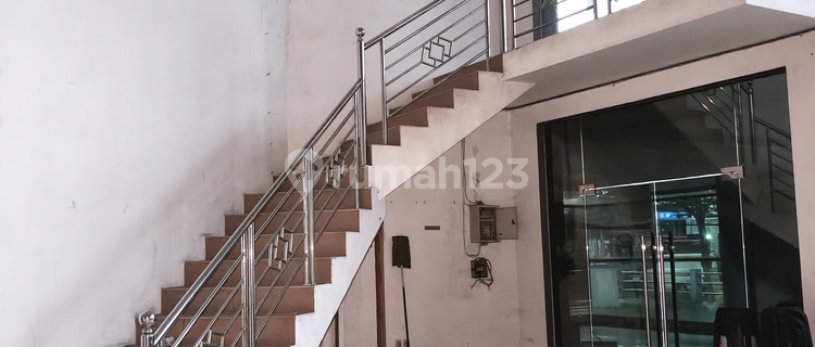 Ruang Usaha Plong Dekat Tol dan Bandara Ylt 1