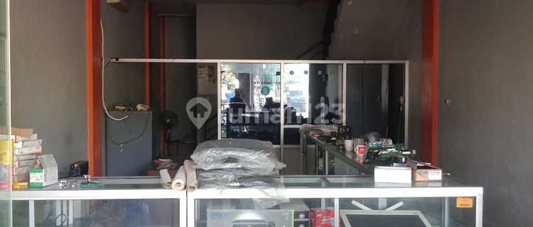 Shop House on Abdulrahman Saleh Street, West Semarang, 90 m² Eva 1