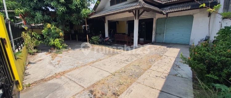 House Near Sambiroto Main Road, Suitable for Investment. 1