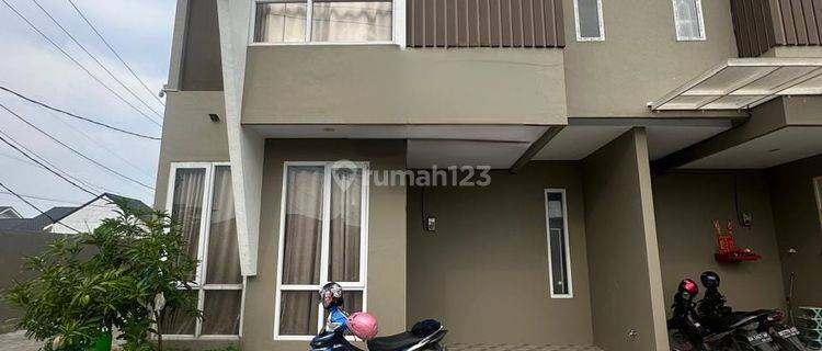 Dijual Villa Jalan Meteorologi Pancing Depan Jewel Garden 1